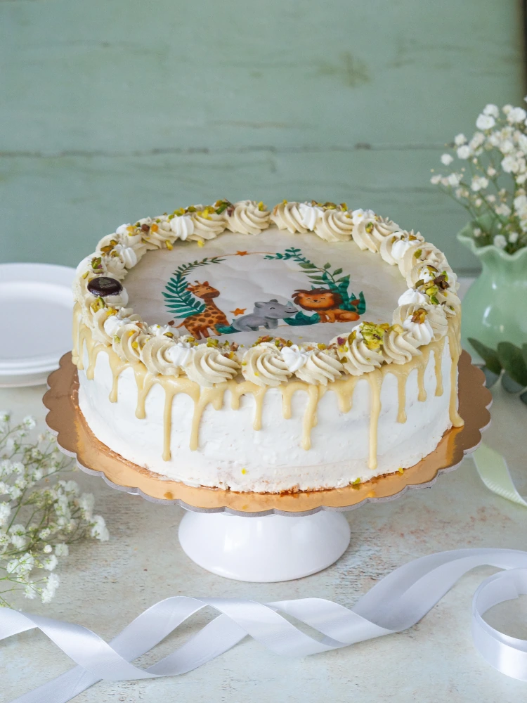 Tort Bezglutenowy Pistacjowy z Nadzieniem Malinowym
